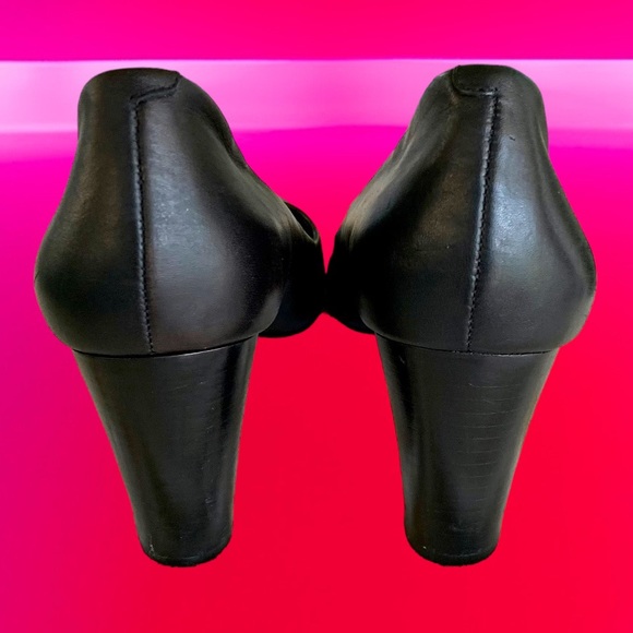 LAUREN RALPH LAUREN CLASSIC BLACK PUMPS. SIZE 10 - Picture 4 of 5